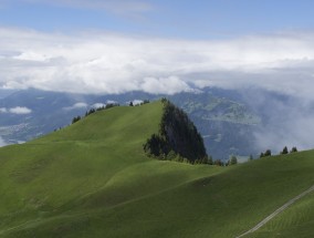 积石山震区重建完成，重生与希望的交织